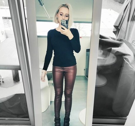 Methvespertine modèle hd photos