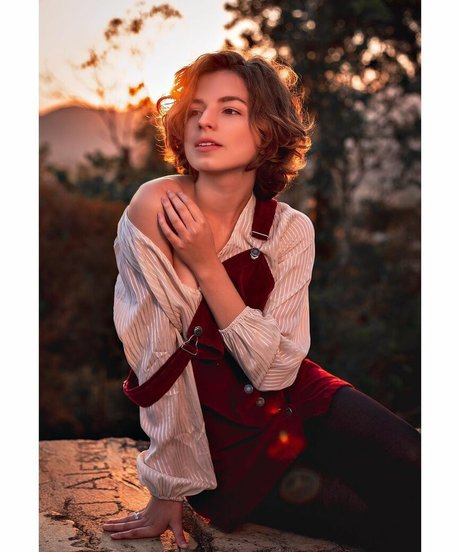 Karina Martins art star du porno img