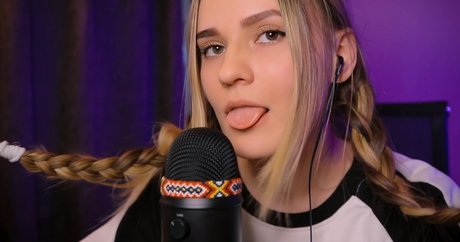 Sirius Eyes ASMR actrice hd photo