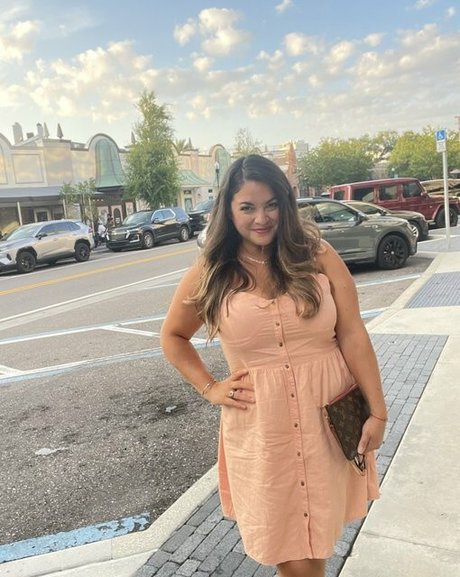 Bella Paz modèle de sexe des photos