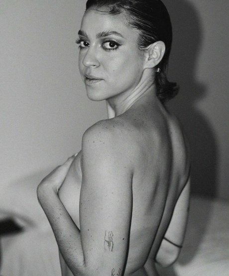 Valentina Bandeira haut modèle collection