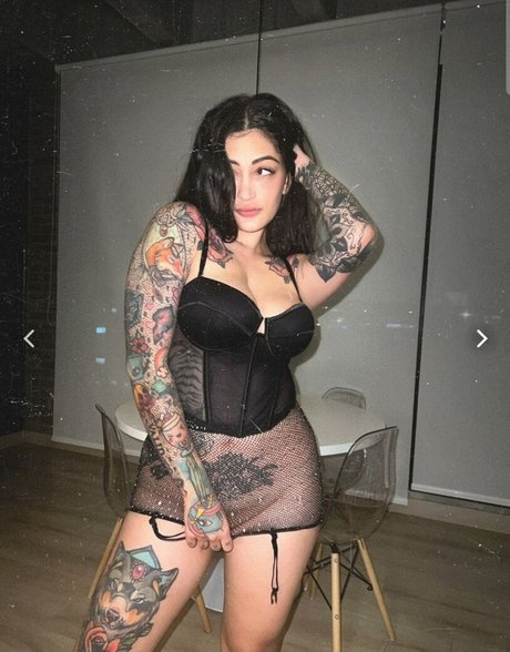 Matu Garces modèle adulte galeries