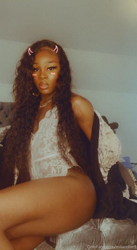 Milan Dior actrice de nus img