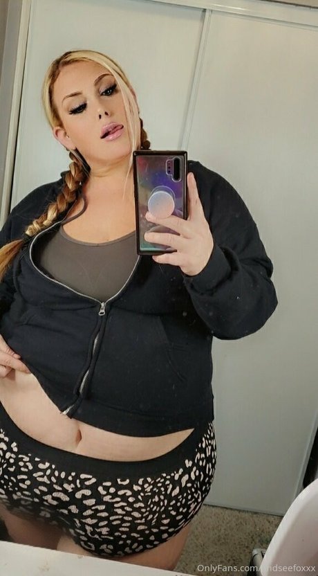 lindseefoxxx jolie étoile archive