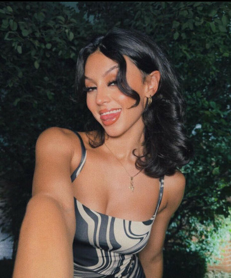 Roseebby 20 étoile xxx photo