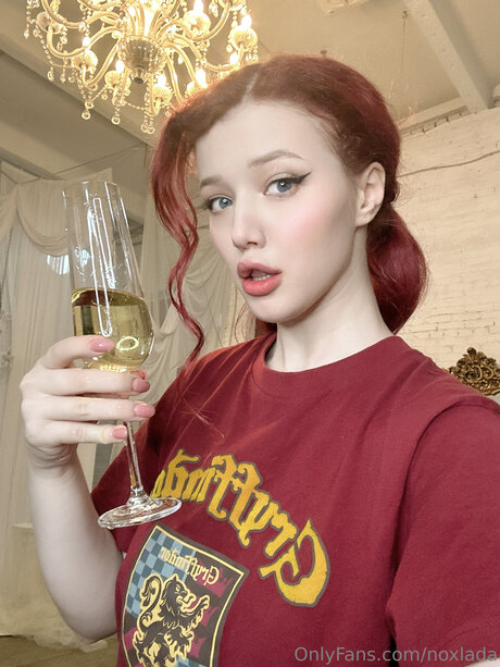 Noxlada modèle érotique img