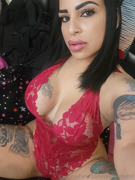 Skullgothdoll belle star du porno galerie