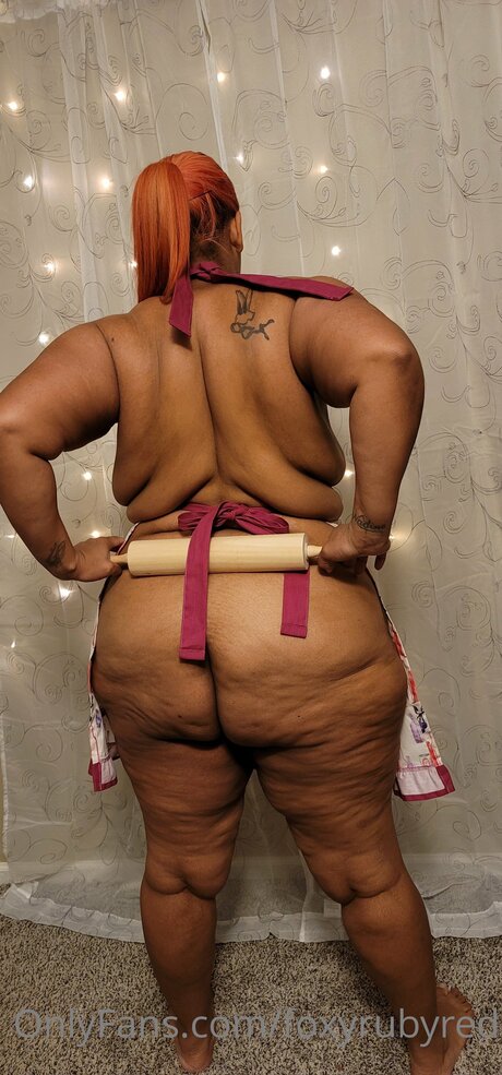 Foxyrubyred modèle xxx galeries