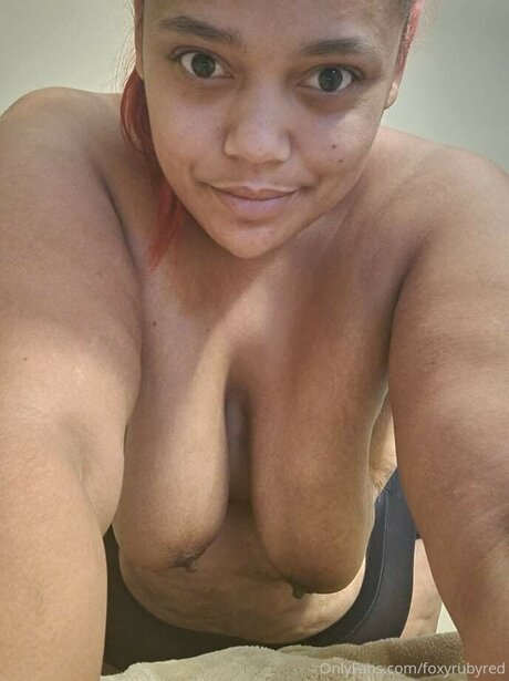 Foxyrubyred étoile photos