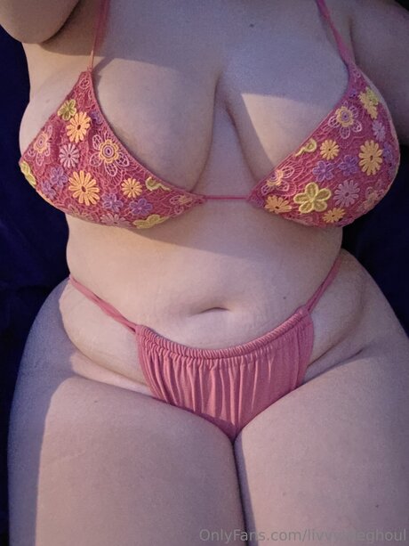 Livvytheghoul star du porno chaud archive