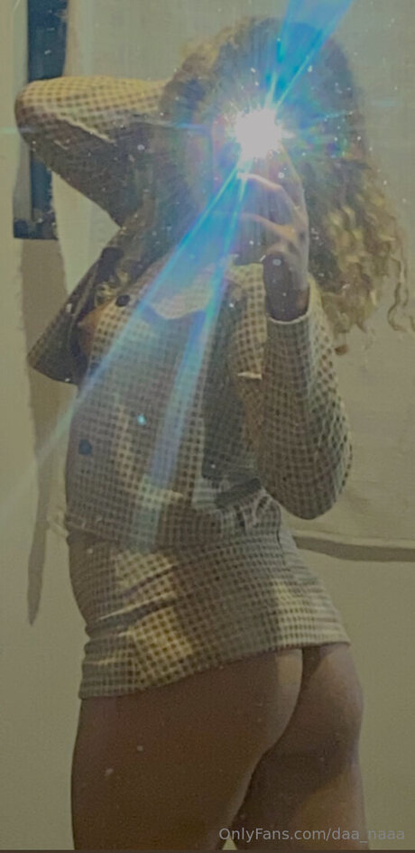 Daa Naaa star du porno érotique collection