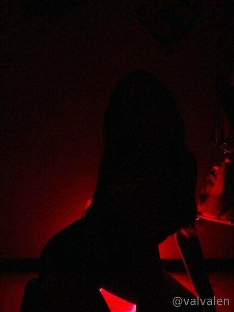 Valvalen star du porno exclusive image