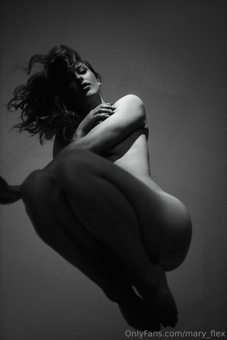 Mary Flex nus de stars du porno photo