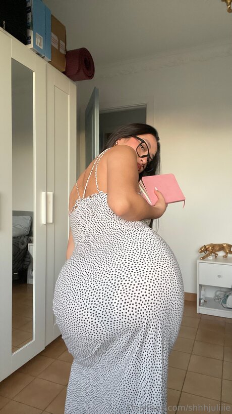 Shhhjuliiie modèle chaud galeries