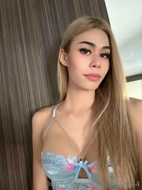 Starlitsylvia modèle des photos