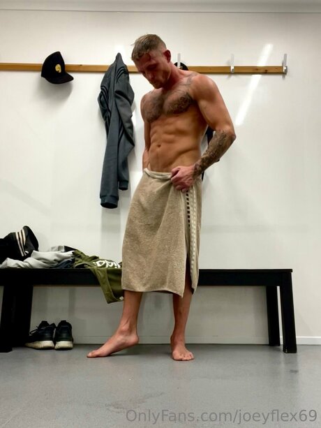 chasteté onlyfans nus photo