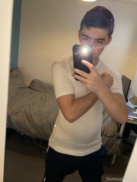 Dominantboyyy haut étoile des photos