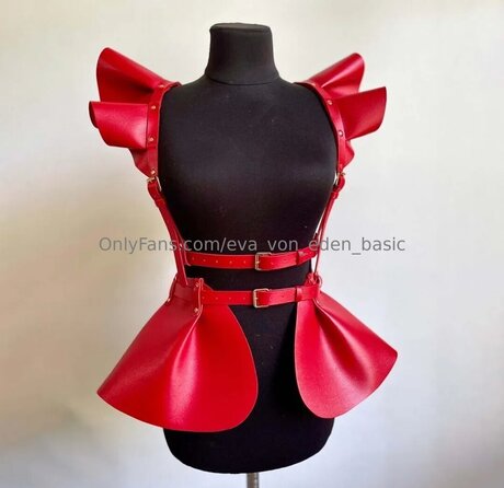 Eva Von Eden Basic étoile photo