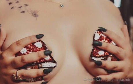 Delphidelacroix haut de star du porno galerie