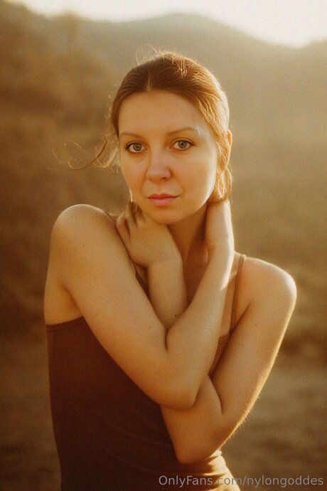 Nylongoddes modèle de haute qualité des photos