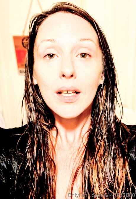 U445532880 actrice adulte images