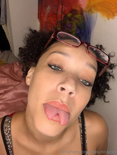 Delphiraexo nus star du porno collection