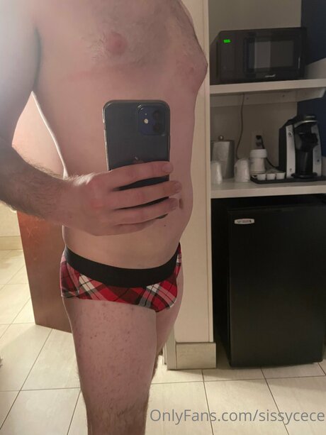 Sissycece modèle de haute qualité image