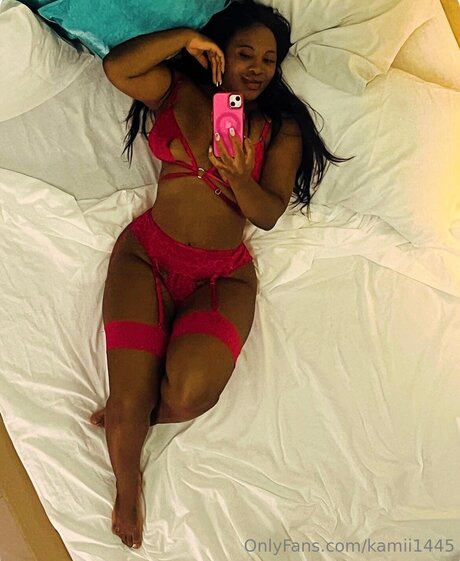 Kamii1445 xxx étoile photos