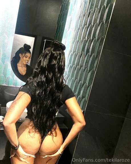 Tekilaroze star du porno sexy img