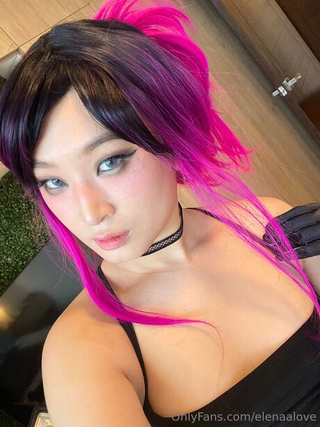 Elenaalove actrice pornographique des photos