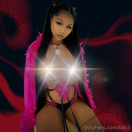 Toki3 star du porno parfaite galeries