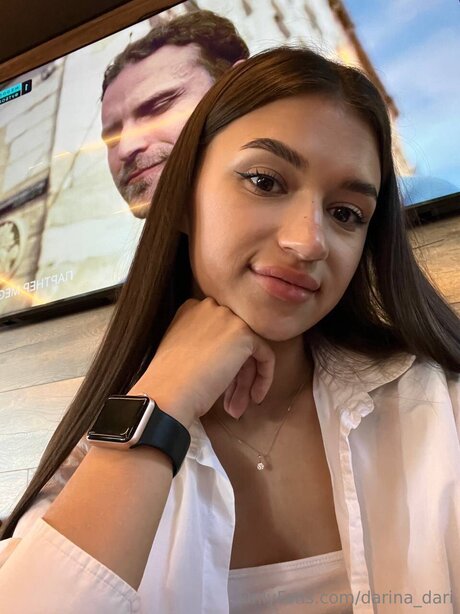 Darina Dari star du porno adulte image