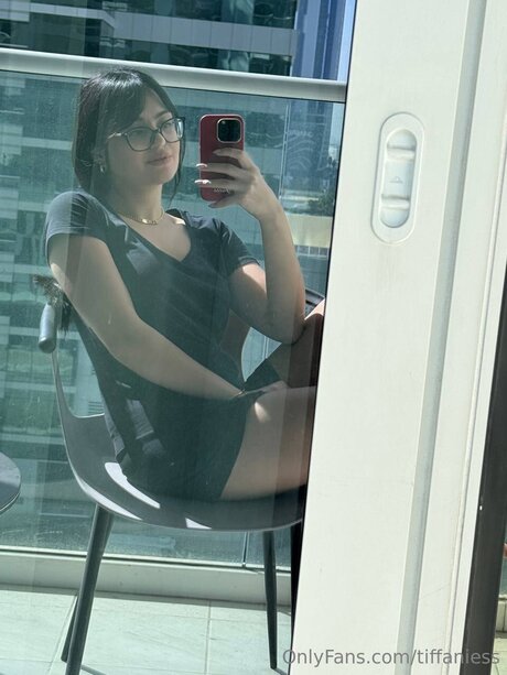 Tiffaniess actrice érotique images