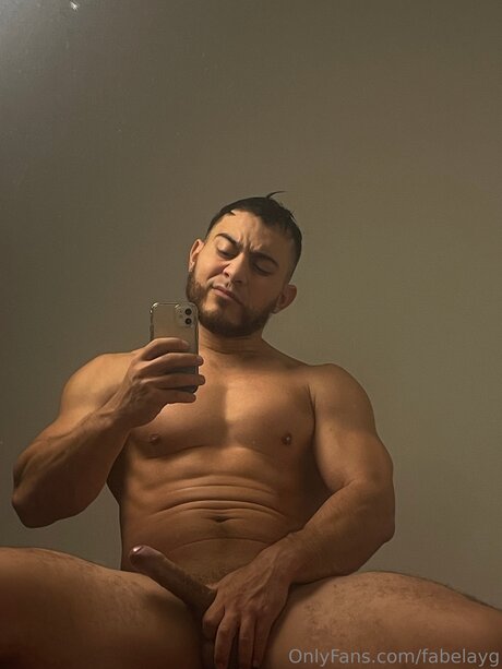 Fabelayg nus star du porno galeries