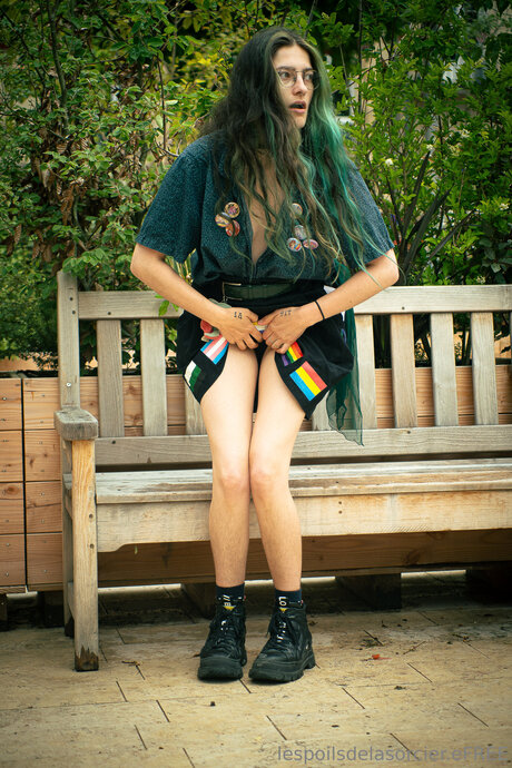 Poilsdesorcier Efree actrice nue images