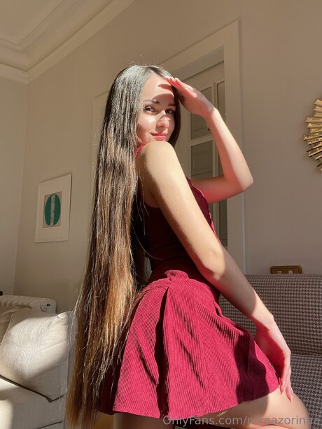 Nikaazorinaa actrice xxx galeries