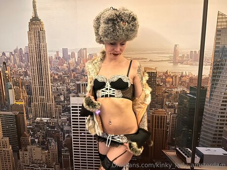 Kinky Lady Amsterdam actrice adulte collection