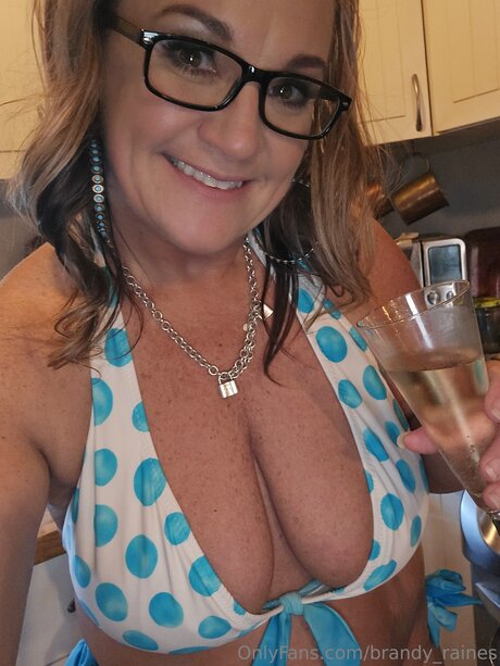 Brandy Raines star du porno xxx des photos