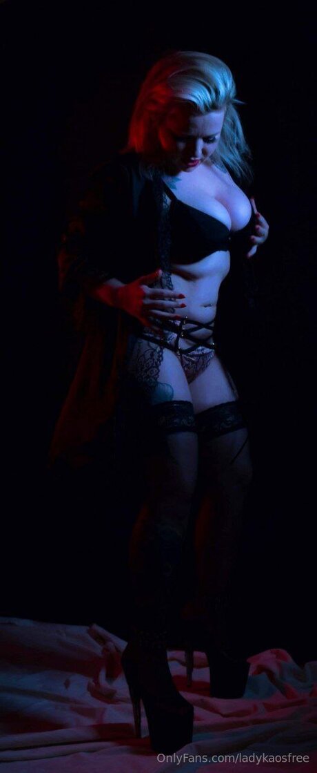 Ladykaosfree xxx star du porno photo