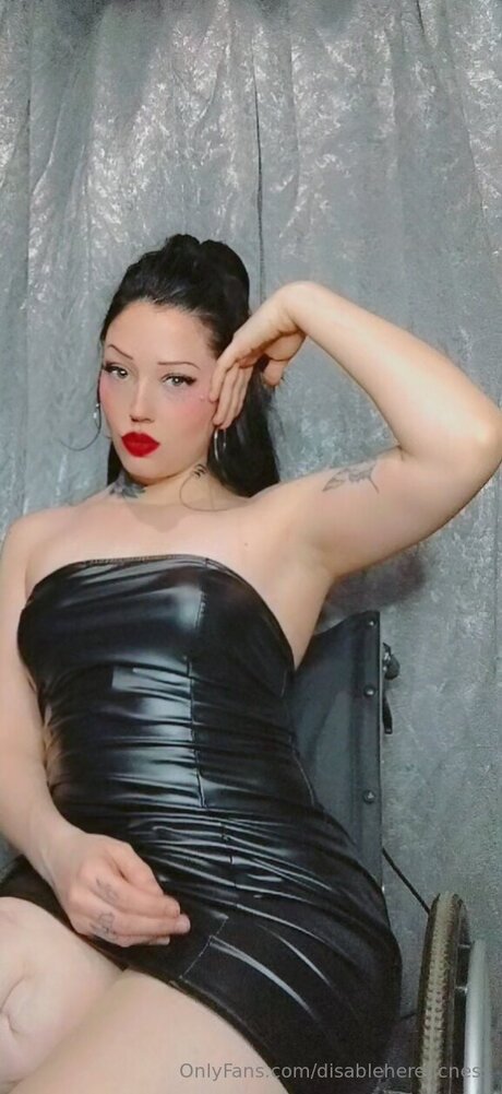 Disablehereticness actrice libre images