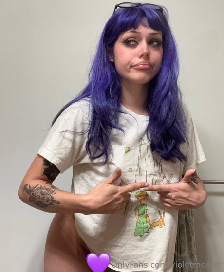 Violetmeowz star du porno nue photos