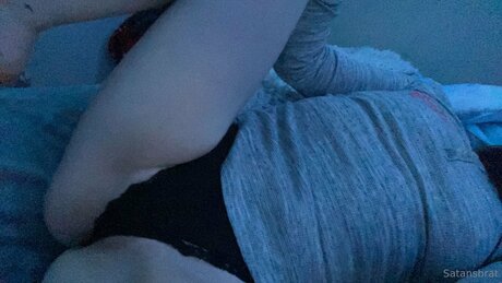 Satansxbrat actrice libre img