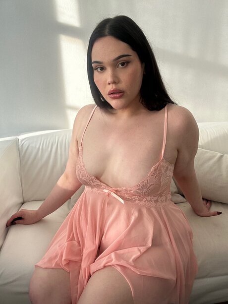 Isabelladee actrice xxx galerie