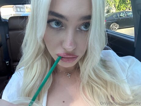 Arioftv actrice libre photos