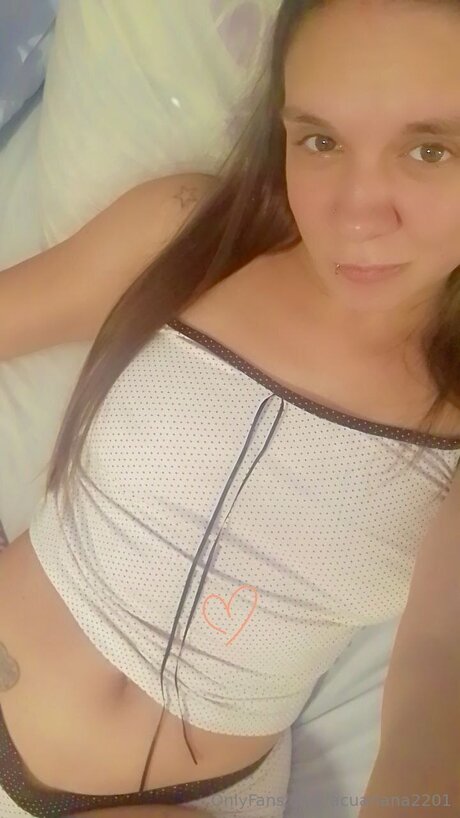 Acuariana2201 actrice adulte photos