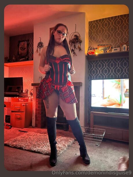 Demonindisguise9 actrice artistique photo