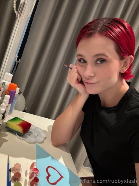 Rubbyxlash actrice des photos