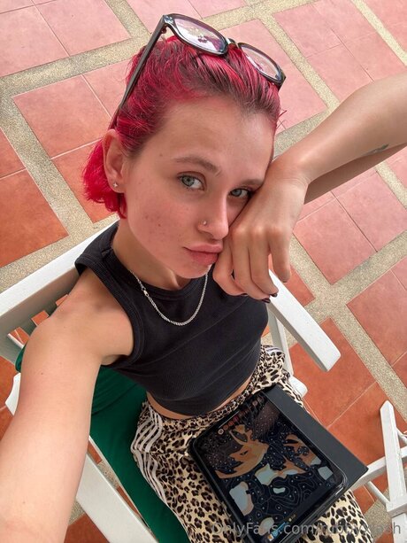 Rubbyxlash modèle magnifique photo