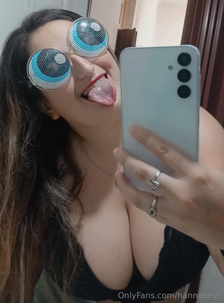 Hannakeys étoile nue images