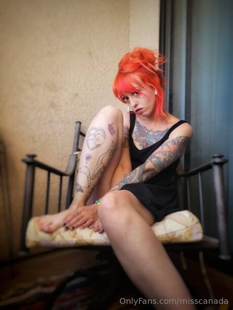 Misscanada étoile nue photo